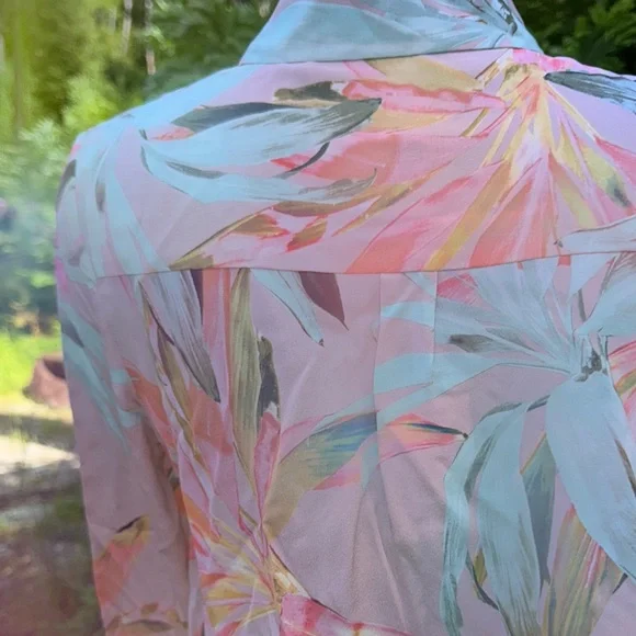 NWT Pure Collection Silk floral Long Sleeve Button Down Shirt - Picture 6 of 16